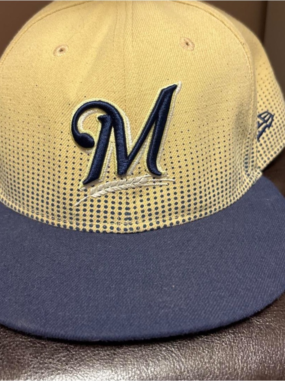 New Era Milwaukee Brewers Two-Tone Yellow and Navy Baseball Cap